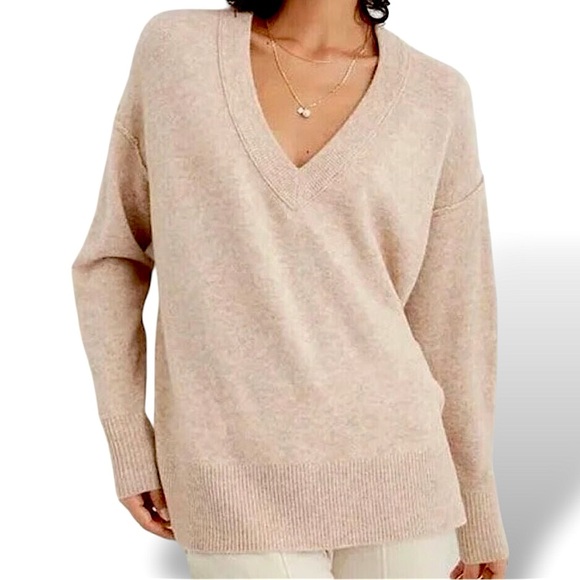 Aerie Soft Unreal V Neck Sweater in Oatmeal - Picture 1 of 13